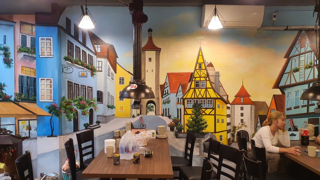 🎨 Tranh Tường & Sơn Hiệu Ứng Cho Nhà Hàng – Nghệ Thuật Tạo Ra Không Gian Ghi Dấu Ấn